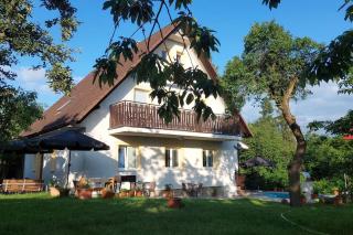 Klasický dům, 5 ložnic , 5 bedrooms, Praha - Prague - 0