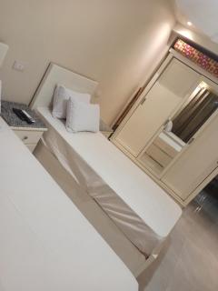 Unique Apartment by the sea, between Hilton and four seasons in the heart of Alexandria, no view - Alessandria d'Egitto - 5