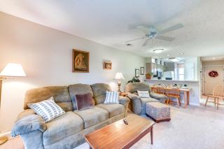 Little River Retreat with Pool Access 5 Mi to Beach - Little River - 0