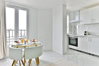Appartement lumineux en banlieue parisienne - III - 0