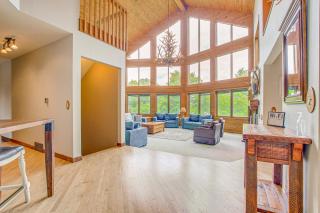 Waterfront Central Wisconsin Cabin with Indoor Pool! - 4