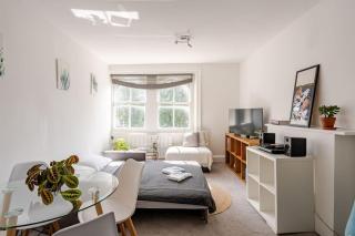 West Oasis - 6 sleeps - Notting Hill - London - 3