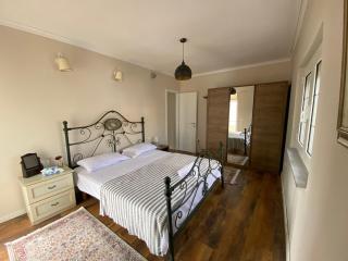 City Center Penthouse - Tirana - 8