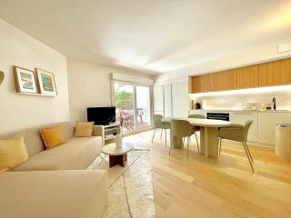 Splendide appartement de charme avec patio, parking et plage à 3 minutes - Biarritz - 0