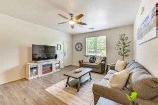 2 Mi to Dtwn and NAU Flagstaff Condo with Patio! - 7