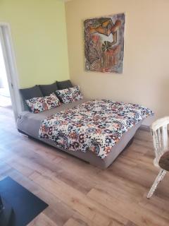 Zwei Zimmer im Stadt Altbau mit Balkon - Lahr - 2