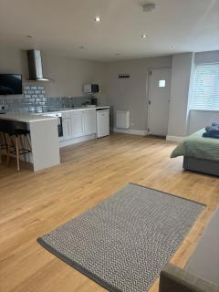 The Woodside Snug, Eastwell, Vale of Belvoir - - 1