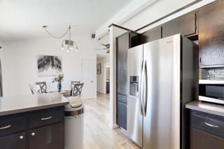 Adobe Sunburst- 3960 - 1