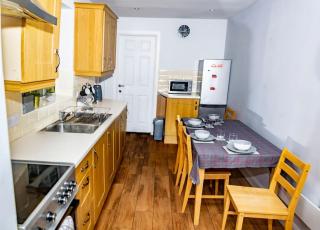 Centrally located 2 bedroom house with garden - Omagh - 6