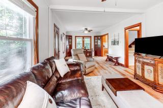 Secluded Crown Point Haven Near Golfing and Parks! - Crown Point - 9