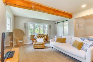 Spacious Getaway with Boat Dock in East Troy! - 8