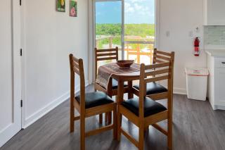 Spoonbill Cottage at Secret Beach - San Pedro - 2