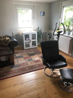 Tulla8 Grosses Zimmer - - 3