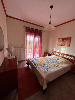 Meli House - - 7