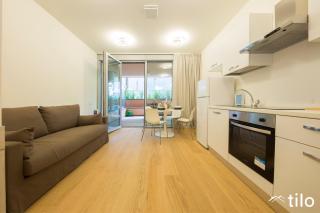Waterfront Luxury 1BR, Free PARKING, AC, NETFLIX & WIFI BY TILO LUX - 8