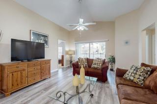 Scrub Jay Sanctuary - 7