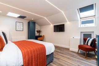 Majestic - Superior 2 Bedroom 9 - Leicester - 8