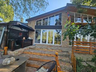Bear Secret House - Ćuprija - 0