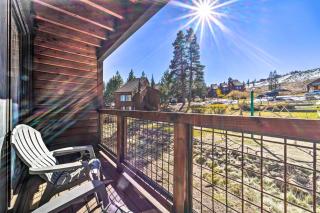 Walk to Ski Resort Tahoe Donner Studio with Balcony - Truckee - 8