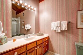 Bachelor Gulch Road 57 by East West Hospitality - 8