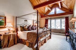 Bachelor Gulch Road 57 by East West Hospitality - 7