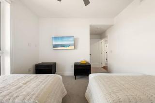 Sky-High Elegance WaterFront Penthouse 4 Beds - Los Angeles - 2