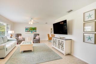 Heated Pool, Dock and Canal Access Cape Coral Home - Cape Coral - 8