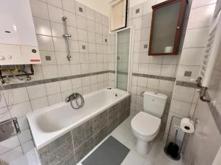 Minimalistic Apartment & Studio in Heart street - Budapest - 6