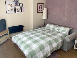 Blackberry Cottage - Cardiff - 2