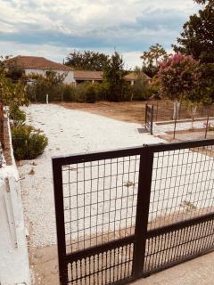 Kikas Stone House - - 9