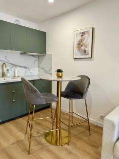 Au Golden Duplex - Centre - Clim - Parking - Narbonne - 5