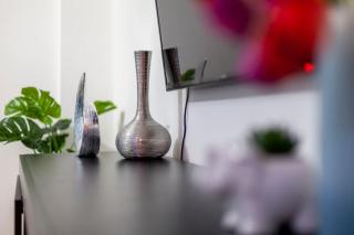 Modern 3 Beds 2 Bath Flat - Parking & Sleeps 6 - Londra - 5
