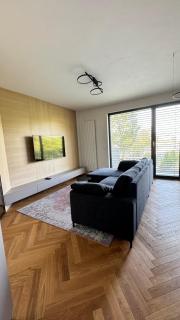 Bratislava FORESTPARK, FREE parking, self-check IN - Bratislava - 5