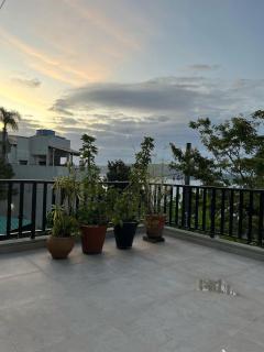 Linda Casa Vista Mar, Praia Lagoinha, Bombinhas - 2