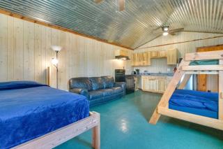 Pet-Friendly Salesville Haven 3 Mi to Norfork Lake - 5