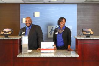 Holiday Inn Express Hotel & Suites - Atlanta/Emory University Area by IHG - Decatur - 3