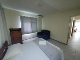 Casa Master com Piscina em Gov Celso Ramos - 2