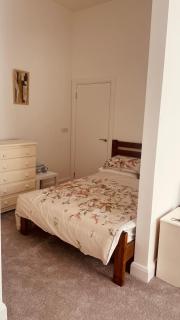 Colton House - Apt 2 - Tullamore - 4