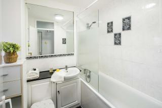 Heart of Central London Flat Foxter properties - Ealing - 1