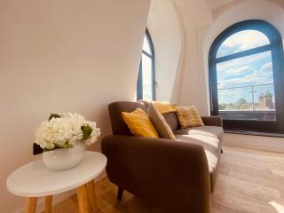 Brand New Modern 1 Bed flat with terrace - 3