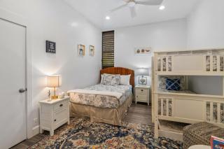 Beautiful 2br condo with partial ocean view - 3