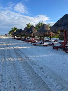 Depa en Playa Resort Baja Densidad solo Rentas Largo Plazo 90d o más - 2