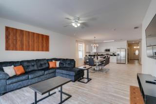 5-3 Pool Home Located In Sunset Ridge Community! - 8