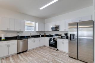 5-3 Pool Home Located In Sunset Ridge Community! - Davenport - 1