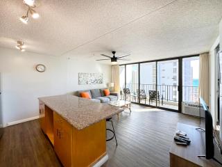 Waikiki's Ocean View Condo, Near Beach with Parking - Honolulu - 5