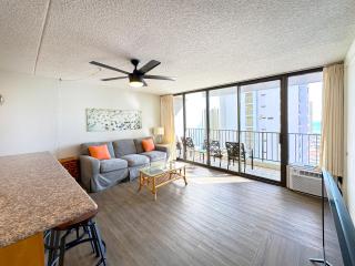 Waikiki's Ocean View Condo, Near Beach with Parking - Honolulu - 3
