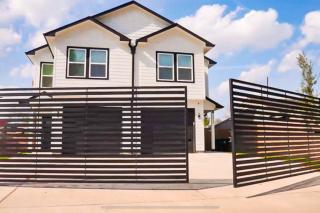 The Malmedy Lodge is at a Central location 3BR Sleeps 10 - Houston - 3