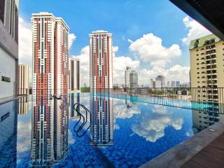 Chambers Residence by Luxy Stay - 0