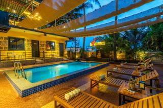 Whoopers Boutique Hotel Morjim - Morjim - 8