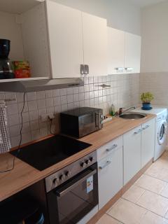 Crew Quartier ALL-INCLUSIVE Serviced Apartments Ideal für Monteure 3 Zimmer Apartments mit Küche, Bad, Waschmaschine, Flat TV, Wifi - Merseburg - 2